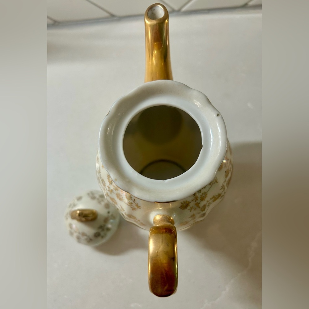 Elegant Gold-Trim Porcelain Tea Set - 3-Piece Coffee/Tea Service - Picture 3 of 16